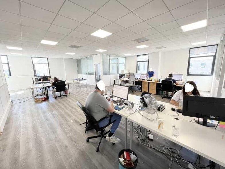 Bureau dans Créteil à louer - Photo de l’immeuble – Image 1 sur 5