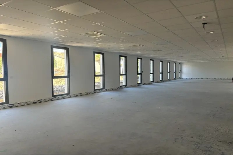 Bureau dans Montpellier à louer - Photo de l’immeuble – Image 2 sur 6