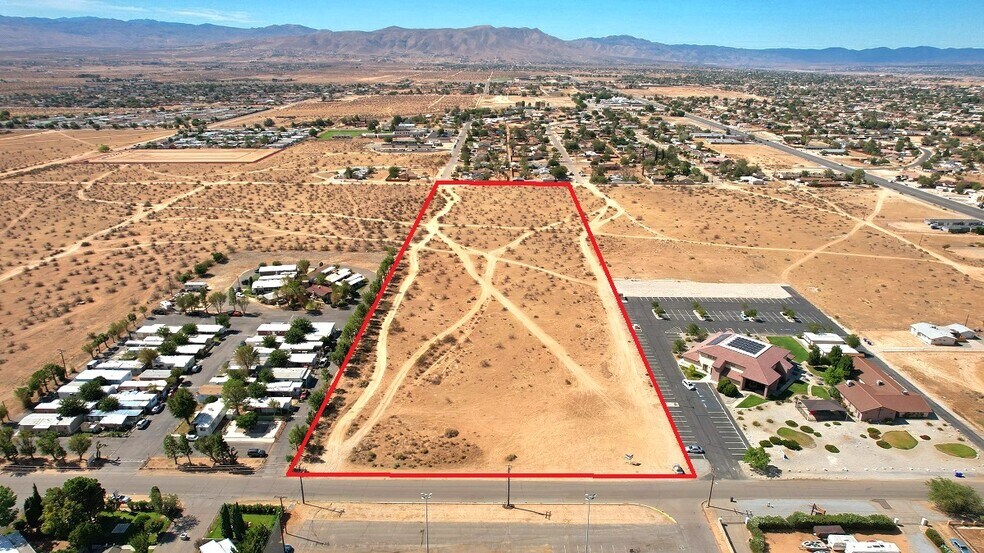 Ottawa Rd, Apple Valley, CA à vendre - Photo de l’immeuble – Image 1 sur 9