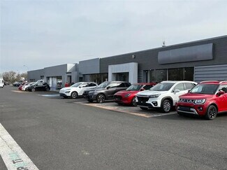 Plus de détails pour Local d'activités à louer