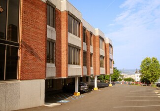 Plus de détails pour 17 S Broadway, Nyack, NY - Bureau à louer
