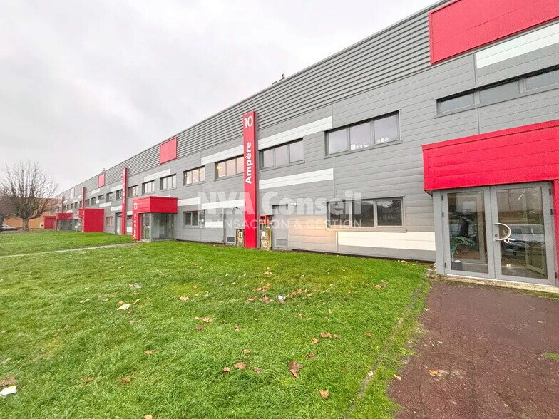 10 Rue André Ampére, SAINT-OUEN-L'AUMONE à louer - Photo de l’immeuble – Image 1 sur 10
