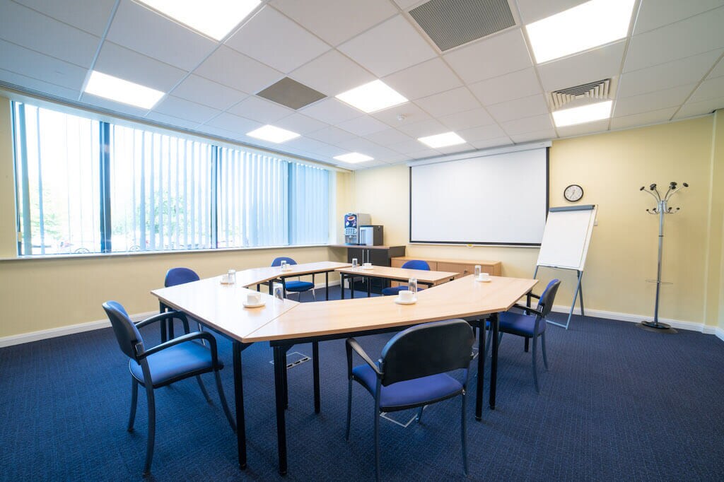 Oracle Dr, Solihull à louer Photo intérieure– Image 1 sur 2