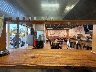 Plus de détails pour Local commercial à louer