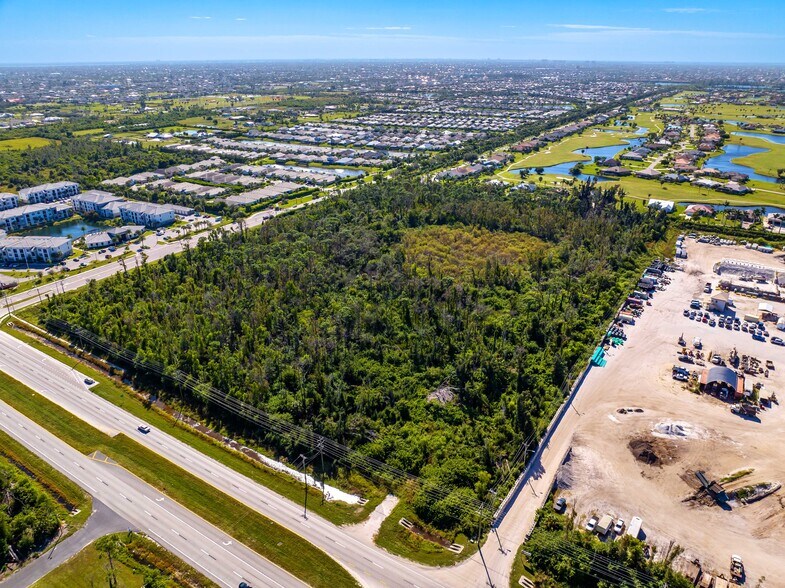 2810 & 2850 SW Pine Island Road, Cape Coral, FL à vendre - Photo principale – Image 2 sur 5