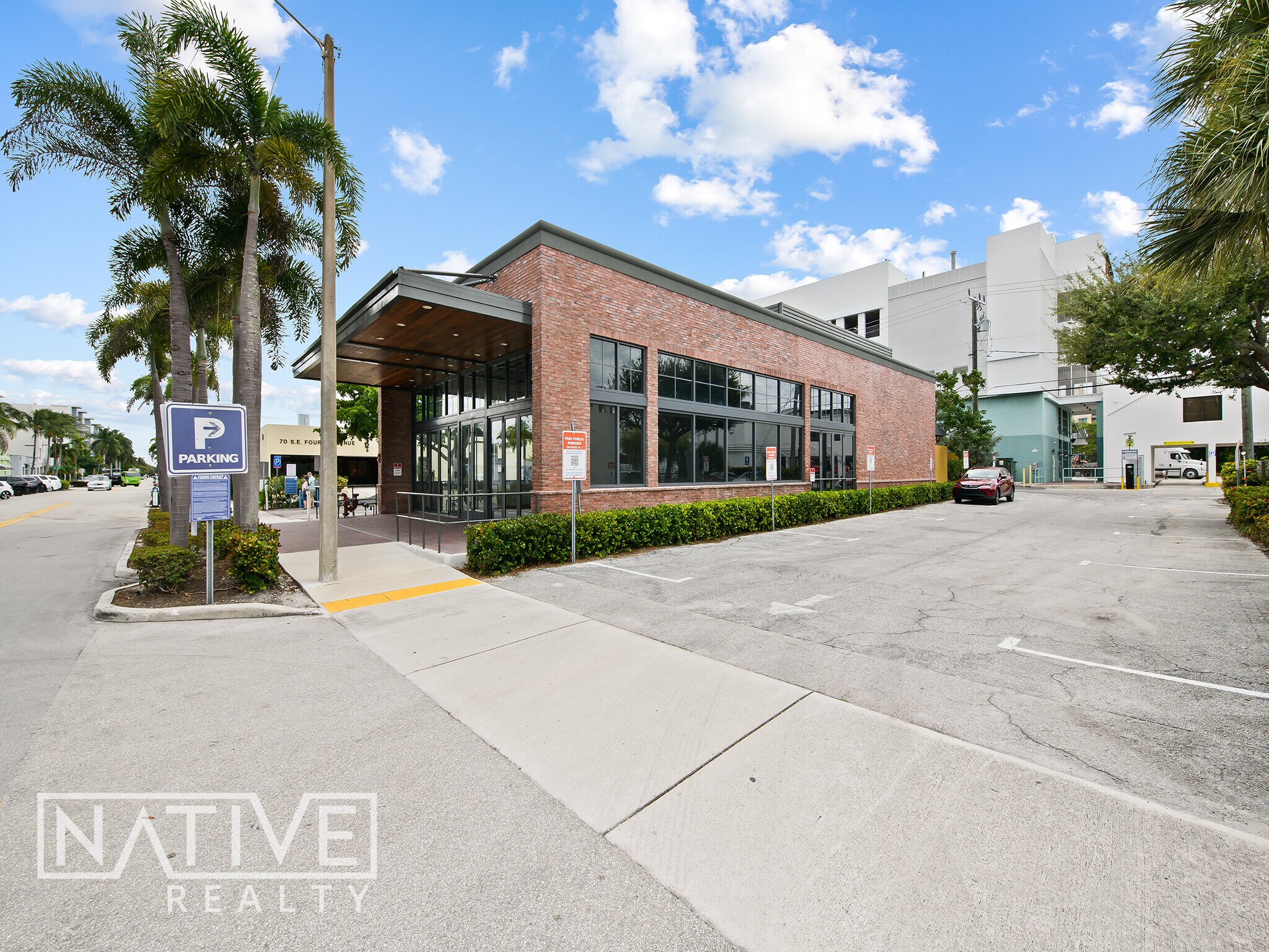 50 SE 4th Ave, Delray Beach, FL à vendre Photo de l’immeuble– Image 1 sur 18