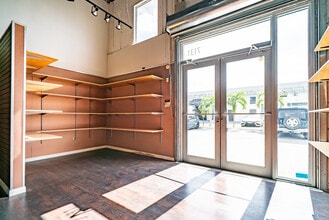 7101 N Miami Ave, Miami, FL à louer Photo intérieure– Image 2 sur 6