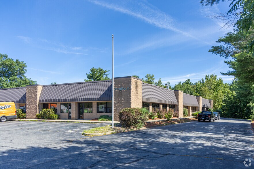 1 Industrial Way, Tyngsborough, MA à louer - Photo de l’immeuble – Image 2 sur 6