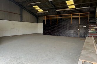 Unit 21, Enstone Business Park, Chipping Norton,, Enstone à louer Photo intérieure– Image 1 sur 3