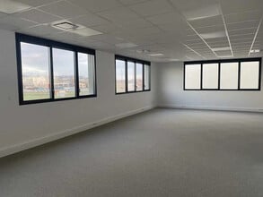 Bureau dans Dardilly à louer Photo intérieure– Image 1 sur 8