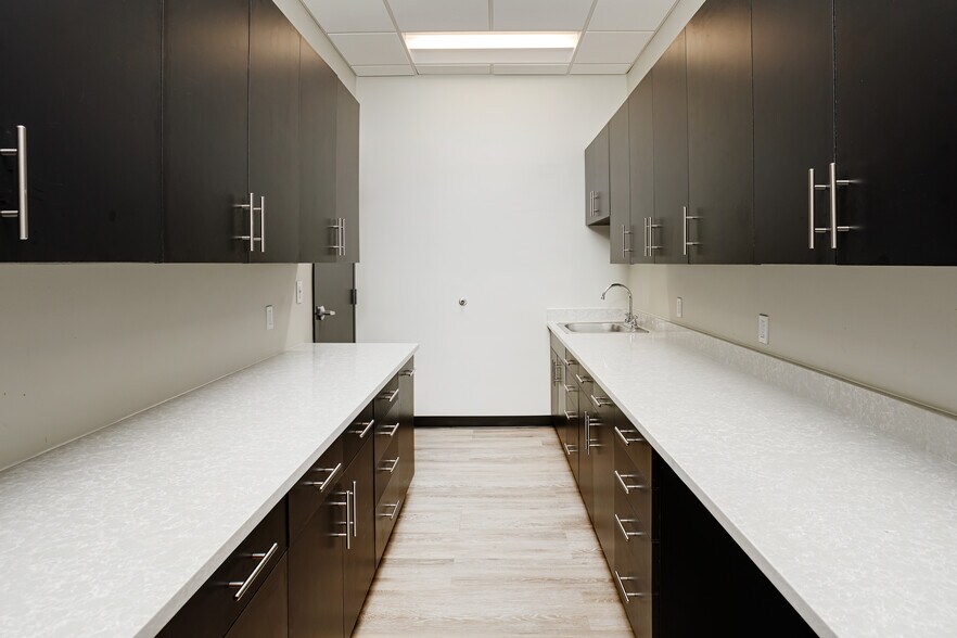 1321 Murfreesboro Pike, Nashville, TN à louer - Photo de l’immeuble – Image 3 sur 10