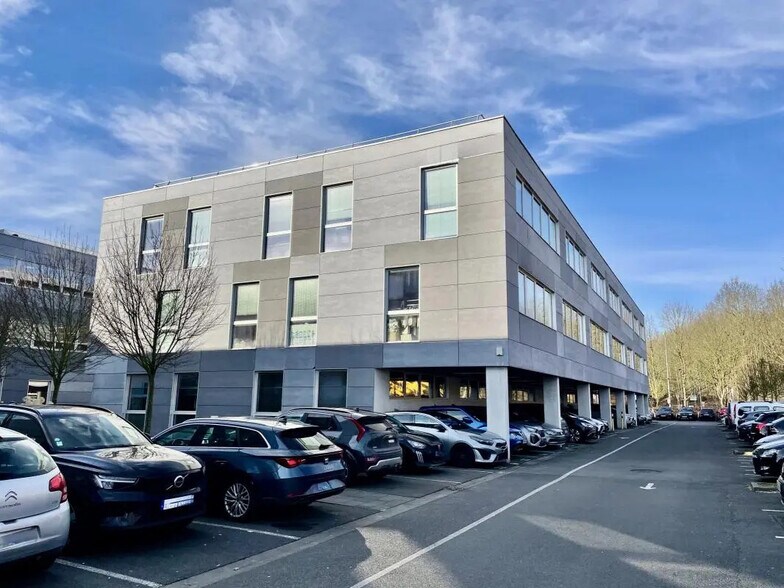1 Rue De La Couture, Marcq-en-Baroeul à louer - Photo de l’immeuble – Image 1 sur 18
