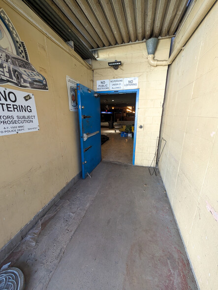 2031 Yosemite Blvd, Modesto, CA à vendre - Photo de l’immeuble – Image 3 sur 23