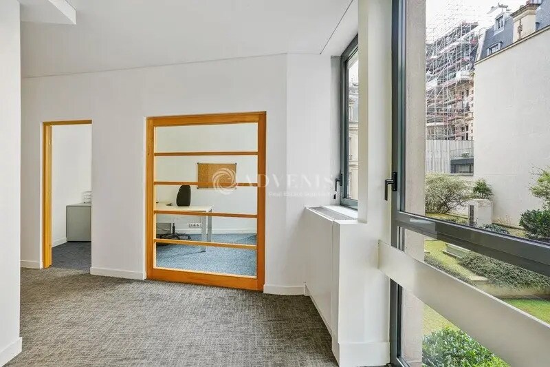 Bureau dans Paris à louer - Photo de l’immeuble – Image 3 sur 6