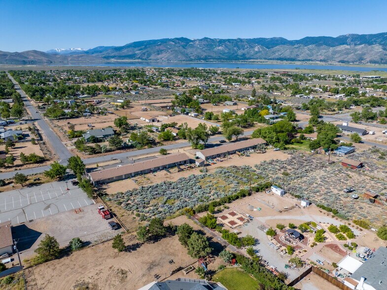 155-165 Esmeralda Dr, Carson City, NV à vendre - Photo de l’immeuble – Image 3 sur 11