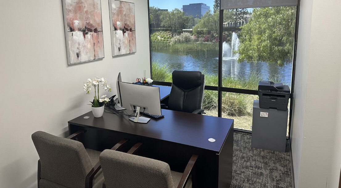 4340 Von Karman Ave, Newport Beach, CA à louer Photo intérieure– Image 1 sur 10