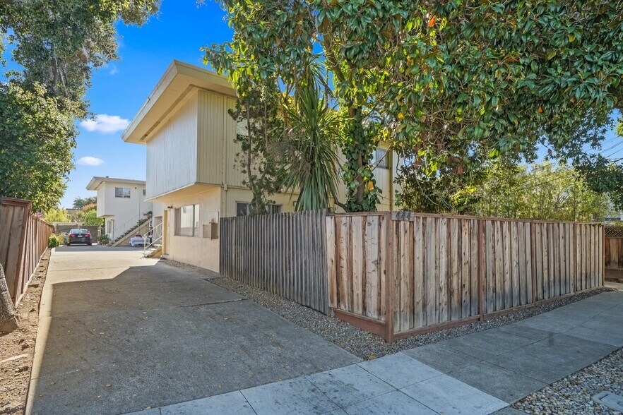 444 Villa Ter, San Mateo, CA à vendre - Photo de l’immeuble – Image 2 sur 2
