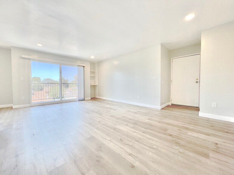 7437 Haskell Ave, Van Nuys, CA à vendre - Photo de l’immeuble – Image 3 sur 20