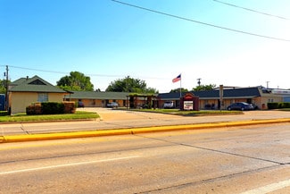 Plus de détails pour 925 W Main St, Yukon, OK - Logement à vendre