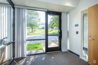 111 Corporate Dr, Spartanburg, SC à louer Photo intérieure– Image 1 sur 13