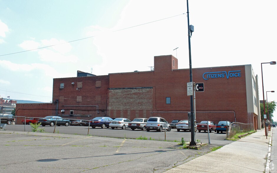 75 N Washington St, Wilkes-Barre, PA à louer - Photo principale – Image 1 sur 26