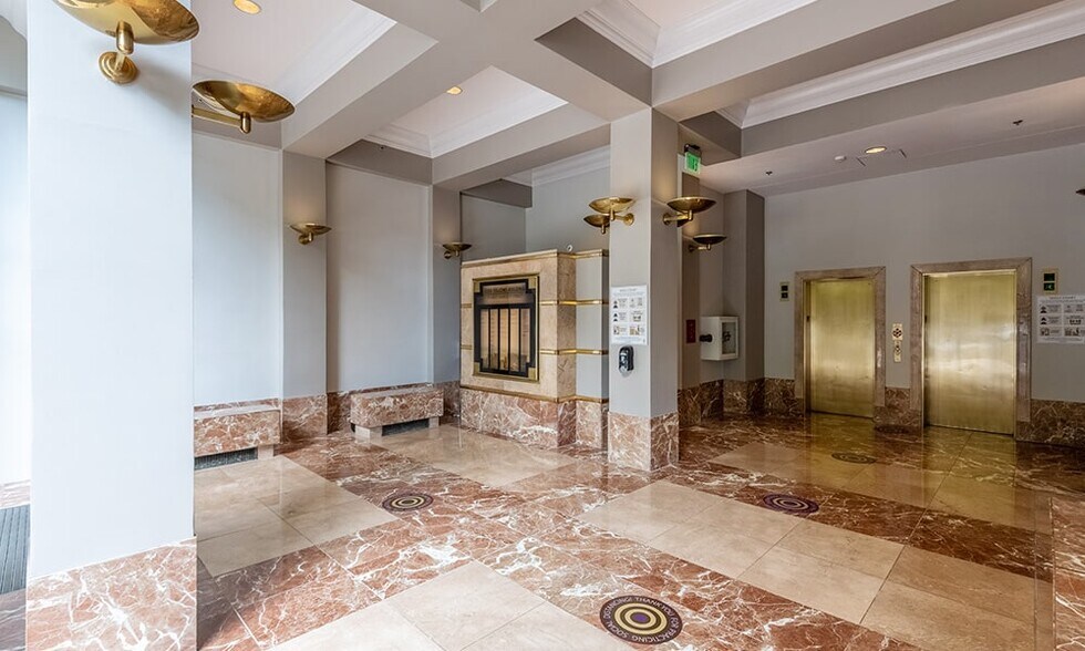 19 W Hargett St, Raleigh, NC à louer - Photo de l’immeuble – Image 2 sur 21