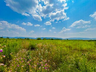 Plus de détails pour Venture Dr, Bellefonte, PA - Terrain à louer