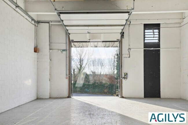 Plus de détails pour 32 Rue De Montlhéry, Rungis - Local d'activités à louer