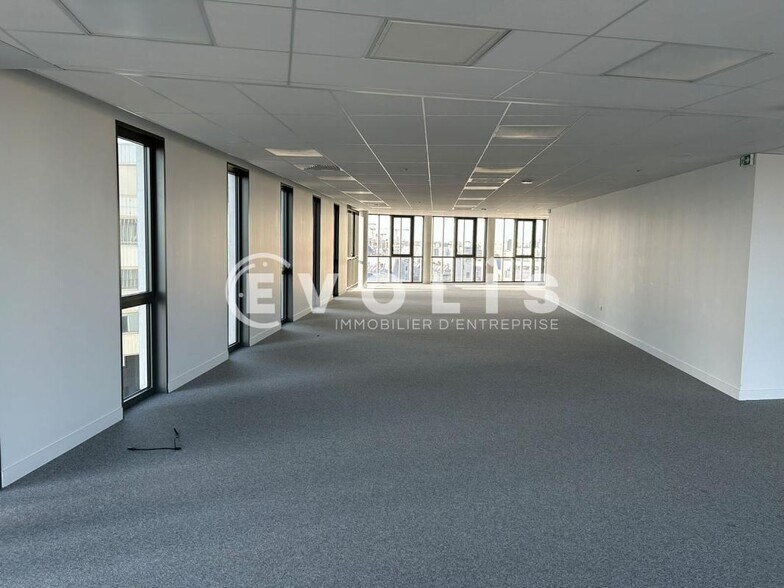 19-21 Rue Carle Vernet, Bordeaux à louer - Photo de l’immeuble – Image 3 sur 9
