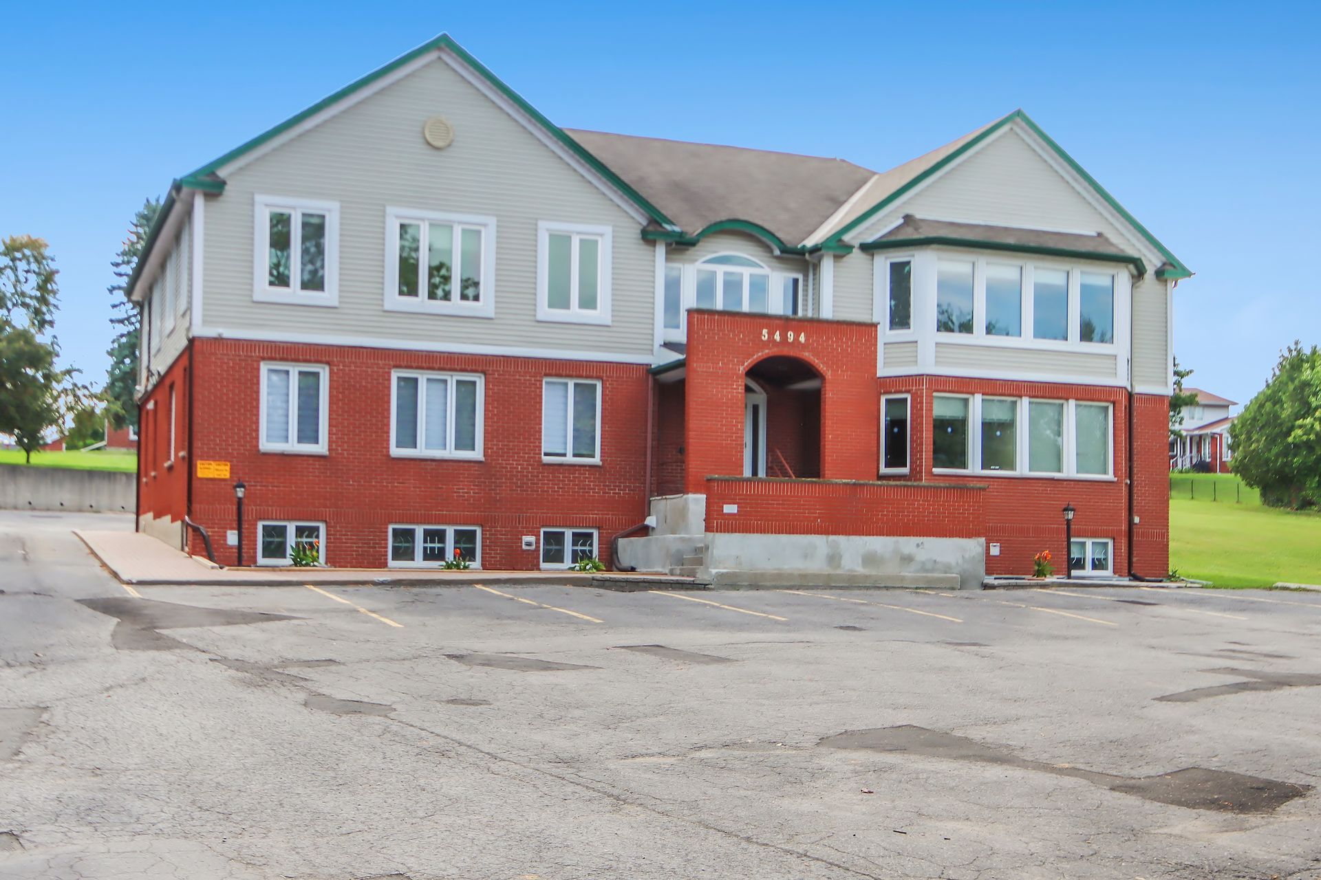 5494 Manotick Main St, Manotick, ON à louer Photo principale– Image 1 sur 8