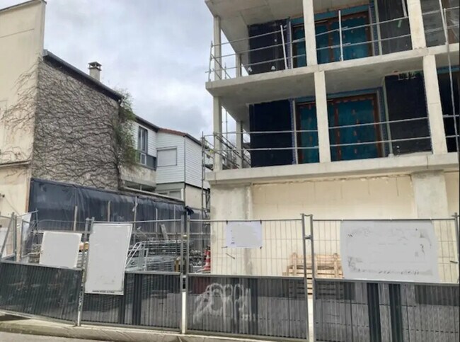 Plus de détails pour Local commercial à vendre