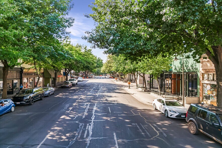 229 Broadway St, Chico, CA à vendre - Photo de l’immeuble – Image 2 sur 29