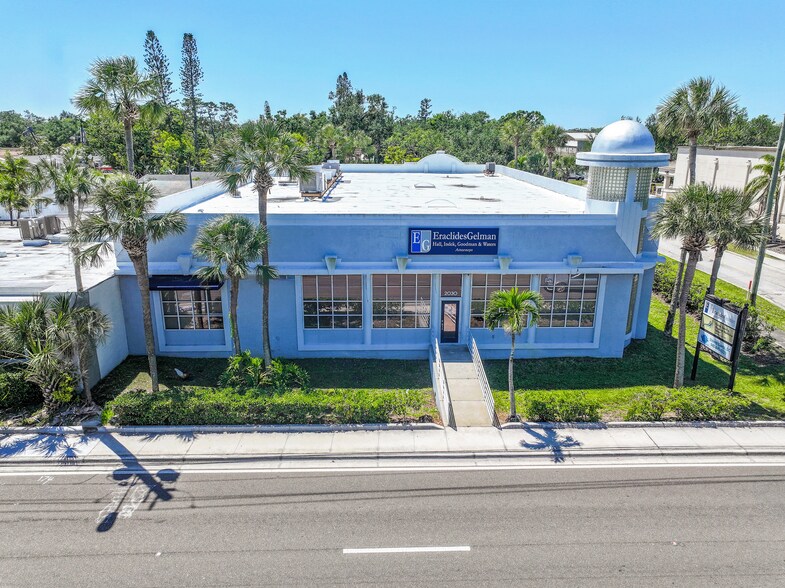 2030 Bee Ridge Rd, Sarasota, FL à vendre - Photo de l’immeuble – Image 1 sur 29
