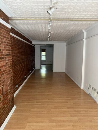 Plus de détails pour 445-447 W 50th St, New York, NY - Local commercial à louer