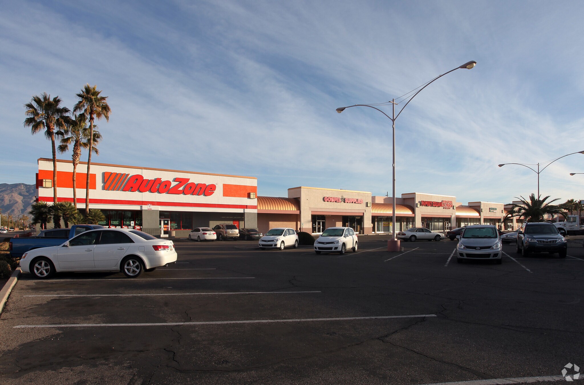 5601-5695 E Speedway Blvd, Tucson, AZ à louer Photo principale– Image 1 sur 7