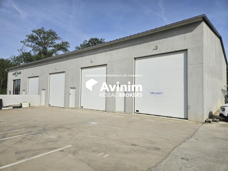 Industriel/Logistique dans Ceyzériat à vendre - Photo de l’immeuble – Image 1 sur 5