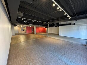 2290 Alahao Pl, Honolulu, HI à louer Photo intérieure– Image 2 sur 5