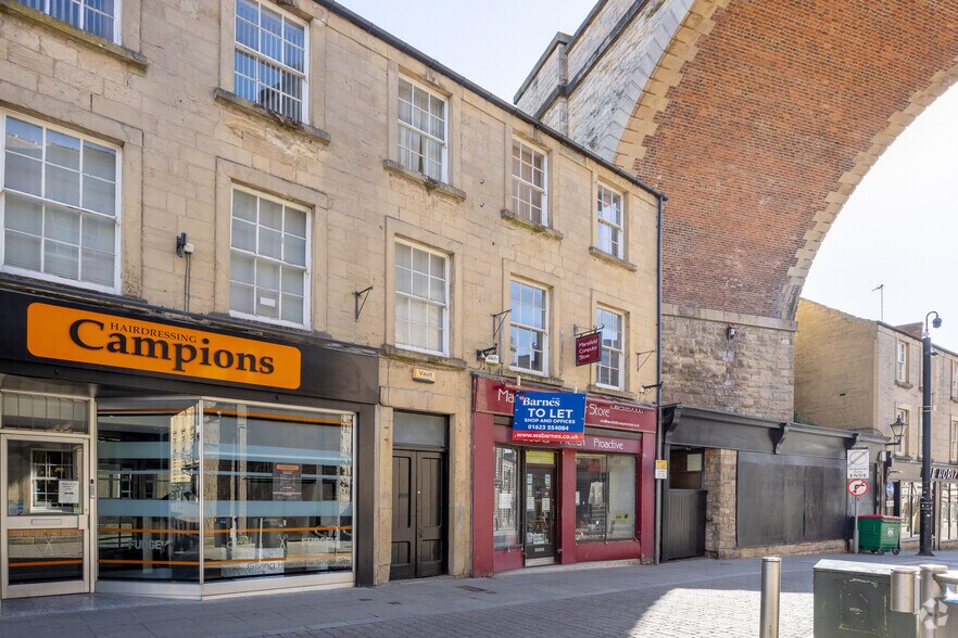 13 Church St, Mansfield à louer - Photo de l’immeuble – Image 2 sur 3