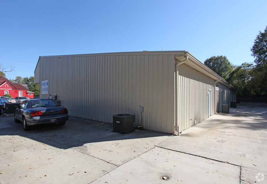 318 Snow St, Anniston, AL à louer - Photo de l’immeuble – Image 2 sur 2