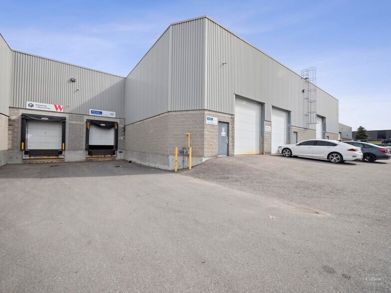 1206 Ringwell Dr, Newmarket, ON à vendre - Photo de l’immeuble – Image 3 sur 5