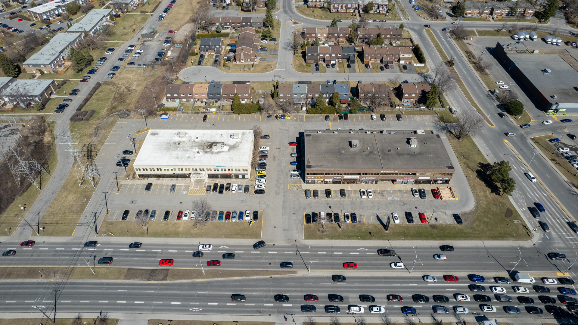 3627-3645 Boul Des Sources, Dollard-des-Ormeaux, QC à louer Aérien– Image 1 sur 11
