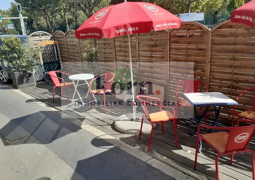 Local commercial dans Asnières-sur-Seine à louer - Photo de l’immeuble – Image 3 sur 3