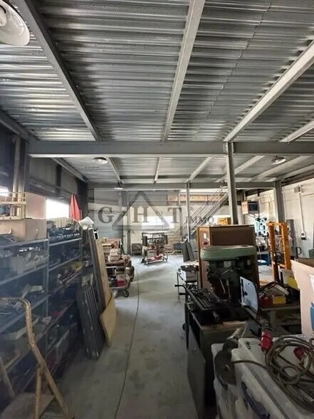 Industriel/Logistique dans Montreuil à vendre - Photo de l’immeuble – Image 2 sur 10