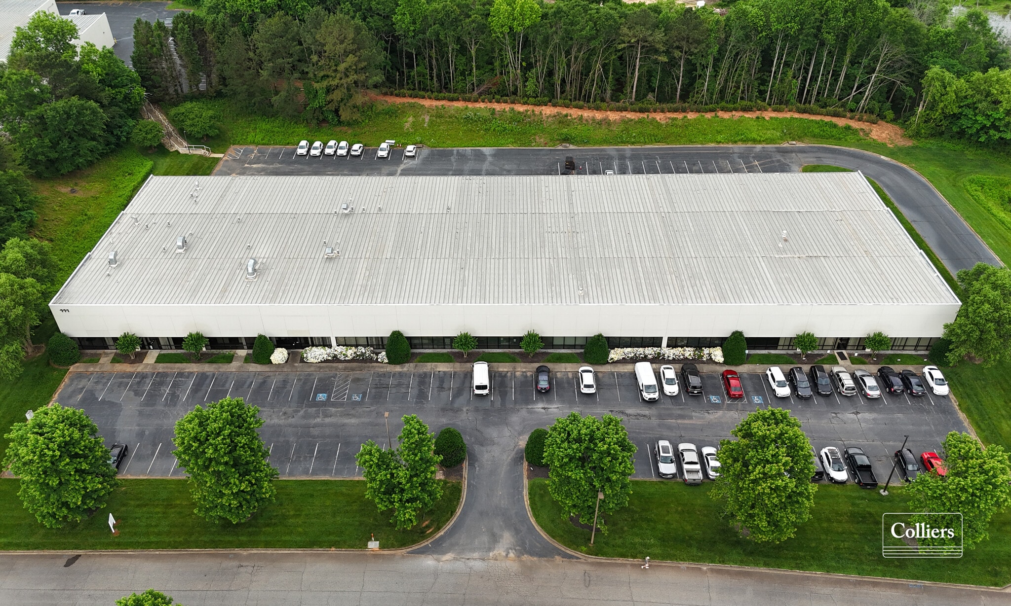 140 Corporate Dr, Spartanburg, SC à louer Photo de l’immeuble– Image 1 sur 7