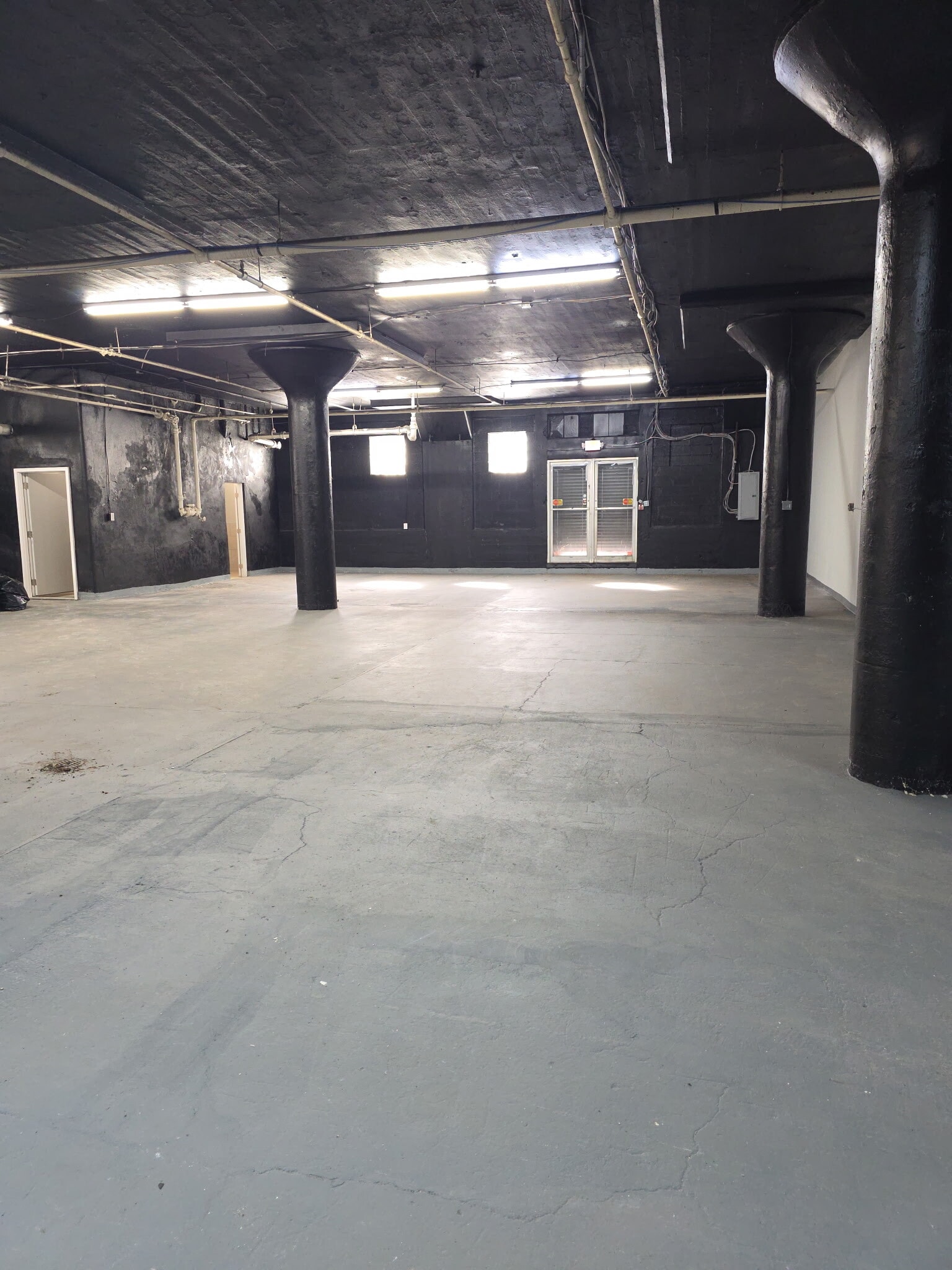 2066 W Hunting Park Ave, Philadelphia, PA à vendre Photo intérieure– Image 1 sur 2