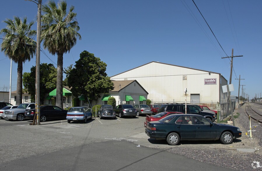 901 Packers St, Atwater, CA à vendre - Photo de l’immeuble – Image 3 sur 7