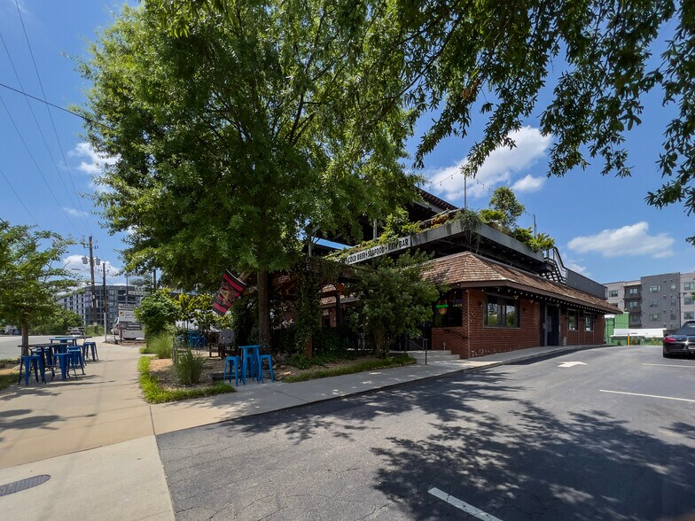 685 11th St NW, Atlanta, GA à vendre - Photo de l’immeuble – Image 2 sur 11