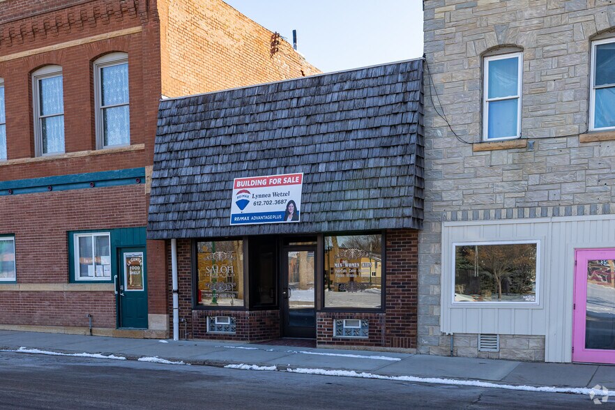 25 S Park Ave, Le Center, MN à vendre - Photo de l’immeuble – Image 2 sur 2