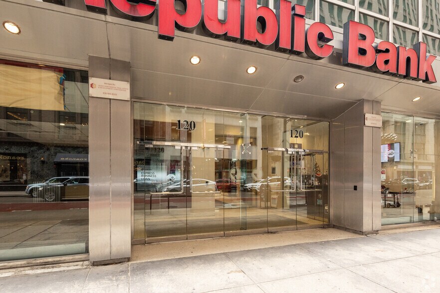120 W Madison St, Chicago, IL à louer - Photo de l’immeuble – Image 3 sur 4