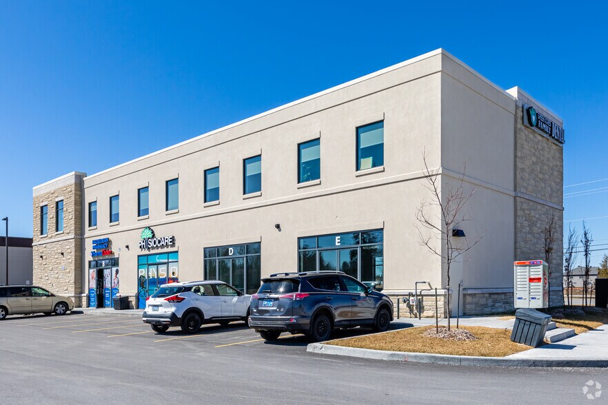 6150 Hazeldean Rd, Stittsville, ON à vendre - Photo de l’immeuble – Image 3 sur 14